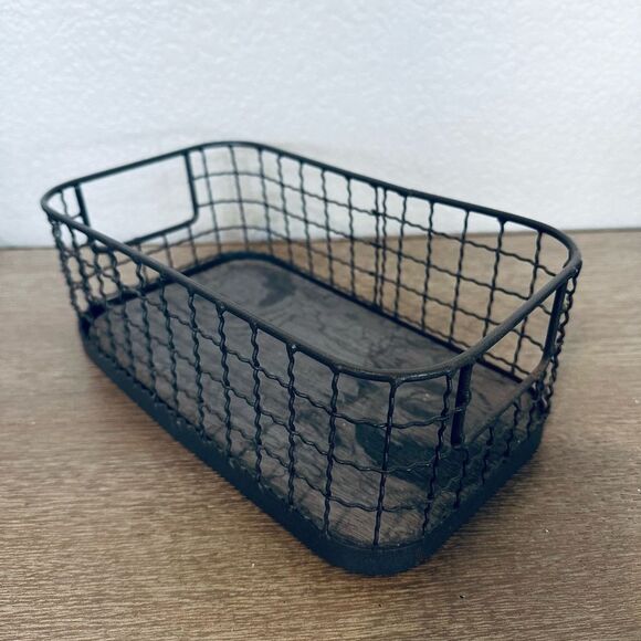 Farmhouse Metal Wire Storage Organizer Caddy - Picture 2 of 5